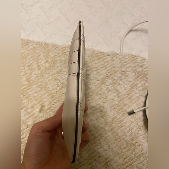 Kate spade bucket purse and wallet. - Picture 8 of 16